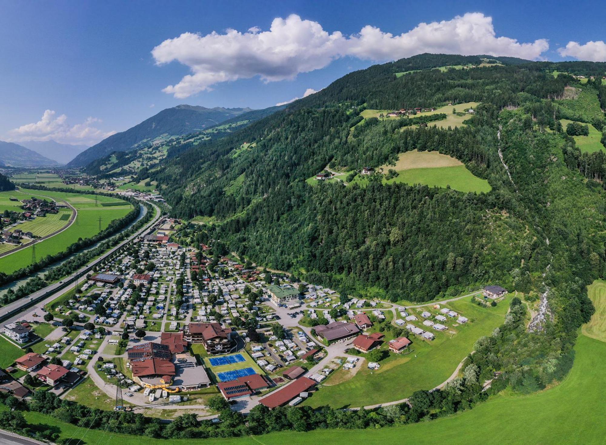 Chalet - Direkt Am 5 Sterne Campingplatz Aufenfeld Im Zillertal Mit Hallenbad Und Sauna Aschau Im Zillertal 외부 사진
