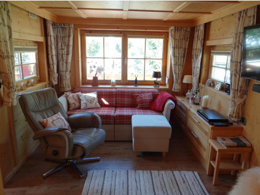 Chalet - Direkt Am 5 Sterne Campingplatz Aufenfeld Im Zillertal Mit Hallenbad Und Sauna Aschau Im Zillertal 외부 사진